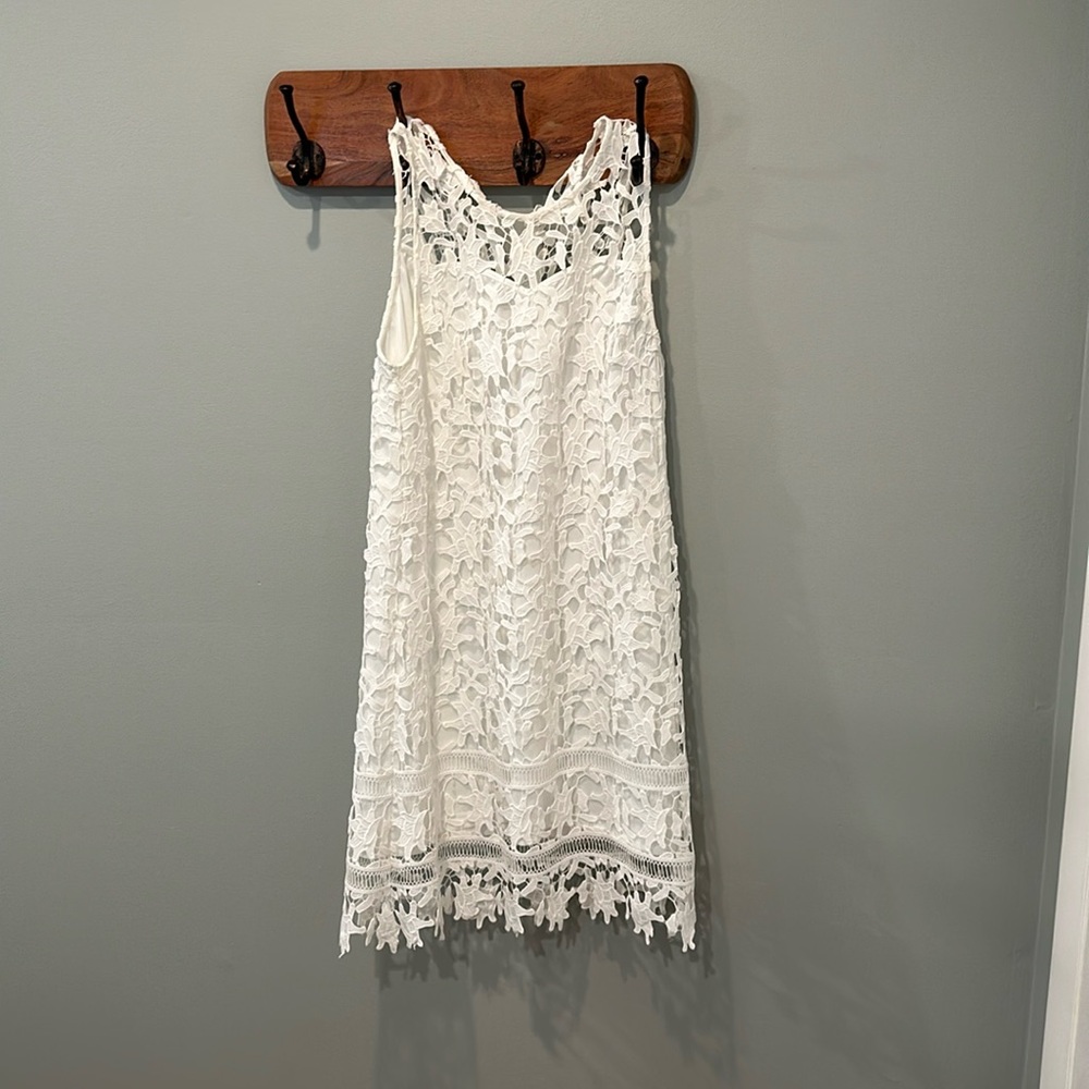 White lace dress